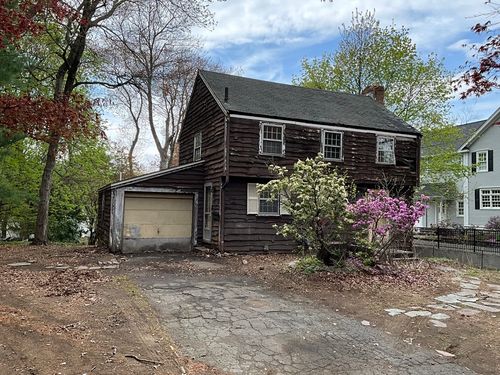 9 Larch Rd, Wellesley, MA, 02482-4514 | Card Image