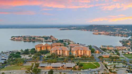 98 Island Dr, Horseshoe Bay, TX, 78657-6378 | Card Image