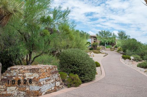 10626 E Palo Brea Dr, Scottsdale, AZ, 85262-4944 | Card Image