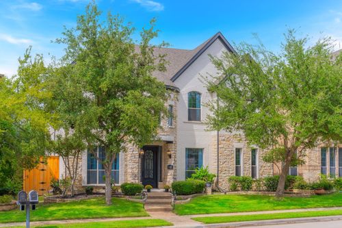 8605 Lindenwood Ln, Irving, TX, 75063-3917 | Card Image