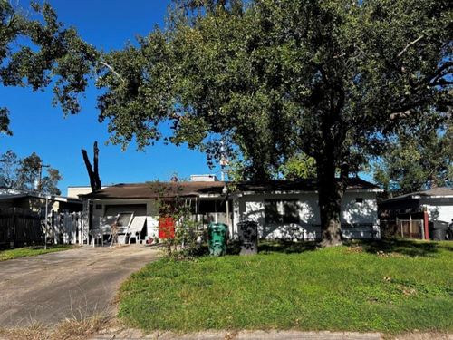 8506 Mcdade St, Houston, TX, 77080-4320 | Card Image