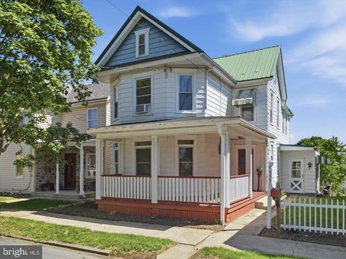 535 Center St, CHAMBERSBURG, PA, 17201-1109 | Card Image