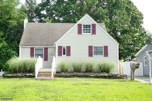 709 Wadsworth Ave, South Plainfield, NJ, 07080-3746 | Card Image