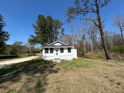 1036 Allen Rd, Manning, SC, 29102-6262 | Card Image