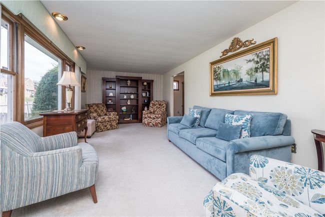 458 Rosslyn Ave, House other with 4 bedrooms, 2 bathrooms and 1 parking in Springdale PA | Image 9