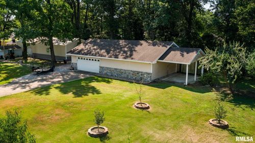 000 E Candy Cane Ln, West Frankfort, IL, 62896 | Card Image