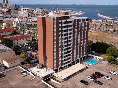 305-715 S S. Upper Broadway Street S, Corpus Christi, TX, 78401 | Card Image