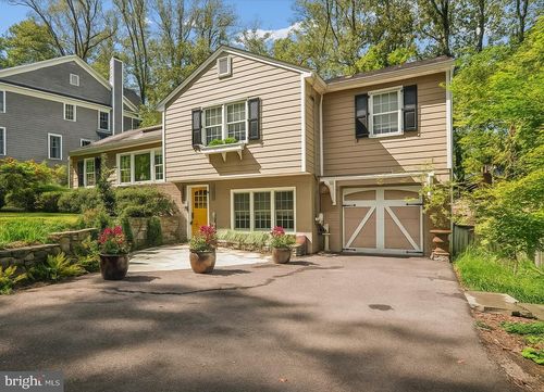 11300 Kenilworth Ave, GARRETT PARK, MD, 20896-1513 | Card Image