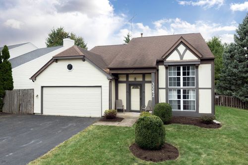 3242 Gresham Lane E Lane, Aurora, IL, 60504 | Card Image