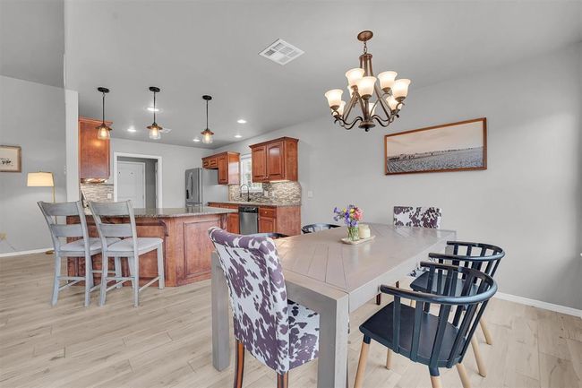 Large Dining area and Kitchen | Image 11
