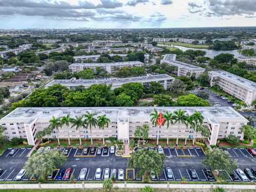 apt-j3-2004 Granada Dr, Coconut Creek, FL, 33066-1156 | Card Image