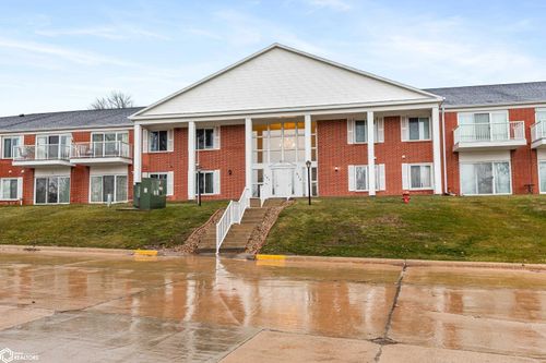 514 Olive Street E, Marshalltown, IA, 50158 | Card Image