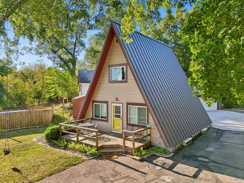 W9380 Ripley Rd, Cambridge, WI, 53523-9703 | Card Image