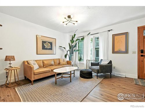 apt-24-3850 Broadway St, Boulder, CO, 80304-1241 | Card Image