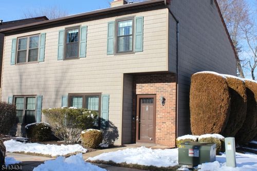 83 Pheasant Run, Edison, NJ, 08820-2941 | Card Image