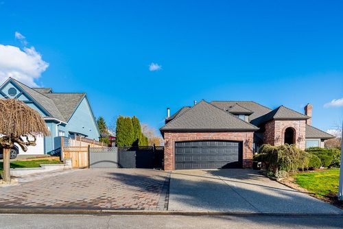 18459 56a Ave, Surrey, BC, V3S7E4 | Card Image