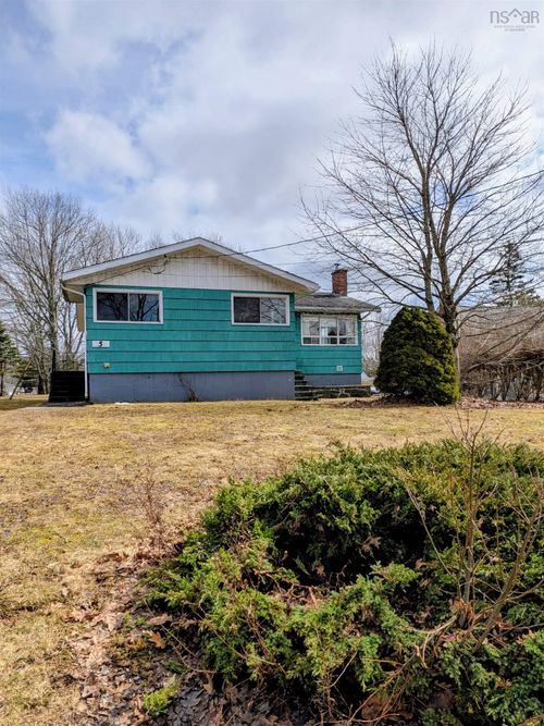 5 Raymond Dr, Lower Sackville, NS, B4C1G9 | Card Image