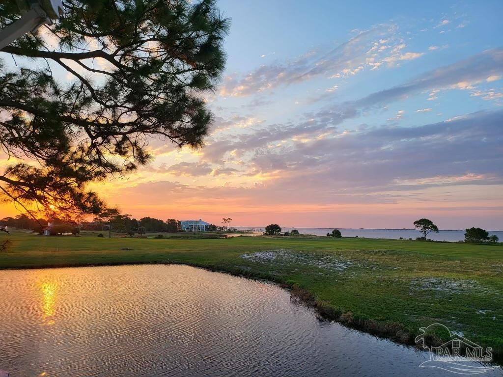 Lionsgate Ln, Gulf Breeze, FL 32563