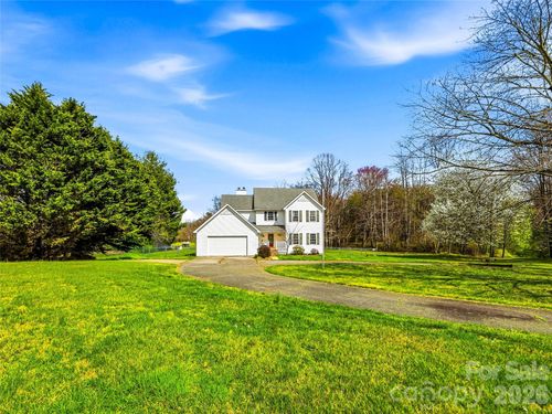 61 Rolling Hills Rd, Mills River, NC, 28759-8614 | Card Image