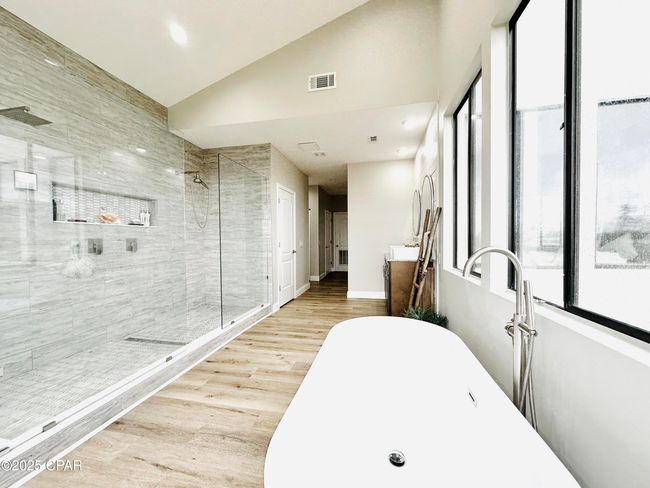 818 Radcliff Ave, House other with 4 bedrooms, 3 bathrooms and null parking in Lynn Haven FL | Image 18