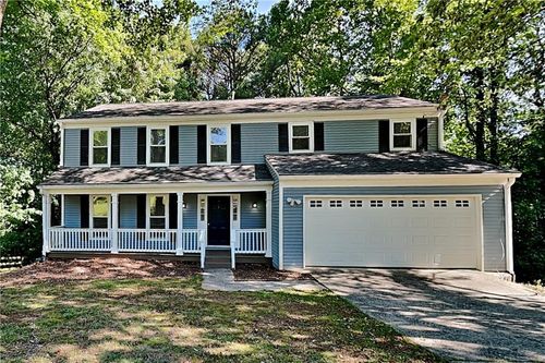 805 Barrington Way, Roswell, GA, 30076-2328 | Card Image