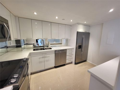 apt-510-1000 Quayside Ter, Miami, FL, 33138-2231 | Card Image