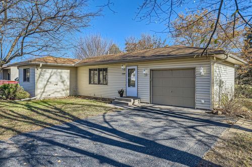 1400 Carriage Hills Drive S, Cambridge, MN, 55008 | Card Image