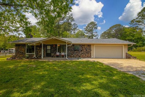 1102 N Shady Ln, Benton, AR, 72015-3211 | Card Image