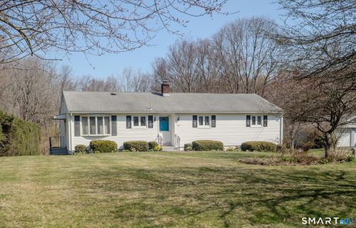 192 Breakneck Hill Rd, Middlebury, CT, 06762-1932 | Card Image