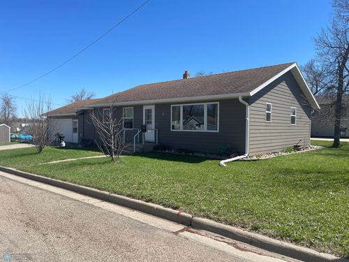 209 11th Ave W, Lisbon, ND, 58054-4300 | Card Image