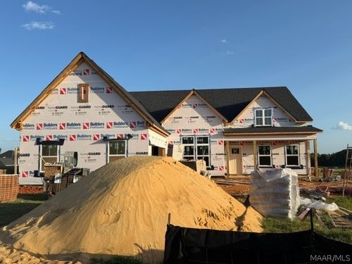 111 Saratoga Ln, Prattville, AL, 36066-1992 | Card Image