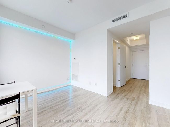 3302 - 50 Charles St E, Condo with 0 bedrooms, 1 bathrooms and null parking in Toronto ON | Image 11