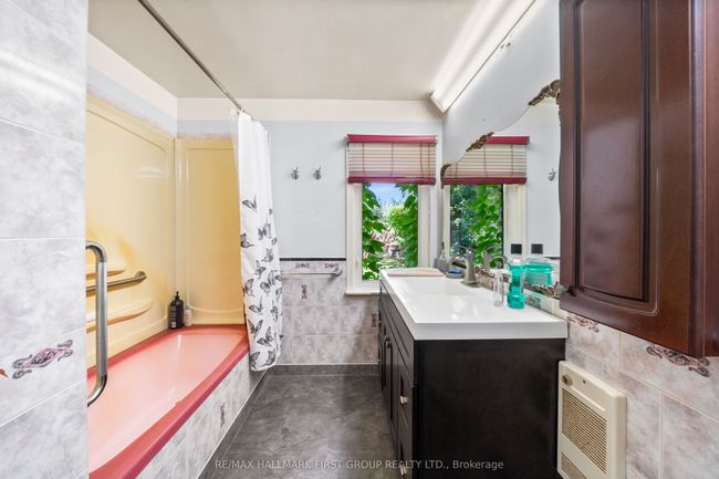 1652 Taunton Rd, House other with 9 bedrooms, 5 bathrooms and 4 parking in Hampton ON | Image 20