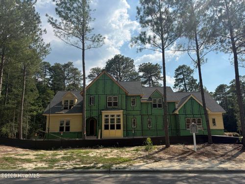 9 Middlebury Rd, Pinehurst, NC, 28374-9241 | Card Image