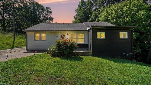 2224 Greensboro Street Ext, Lexington, NC, 27295-1990 | Card Image