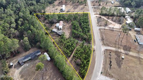 10205 Blue Ridge Dr, Vancleave, MS, 39565-9547 | Card Image