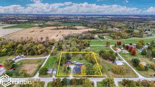 304 Main St W, Numa, IA, 52544-9016 | Card Image