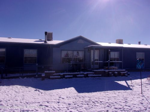 24 Road 39431, Farmington, NM, 87401-2824 | Card Image