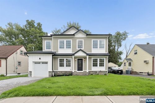 64 Alberta Dr, Saddle Brook, NJ, 07663-4526 | Card Image