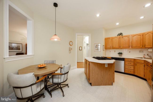 92 Daylesford Blvd, Townhouse with 2 bedrooms, 3 bathrooms and null parking in BERWYN PA | Image 10