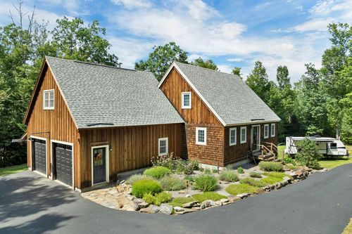 16 Valley View Rd, Hebron, NH, 03241-4423 | Card Image