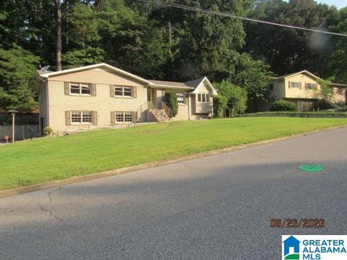 704 Sundale Dr, BIRMINGHAM, AL, 35235-2317 | Card Image