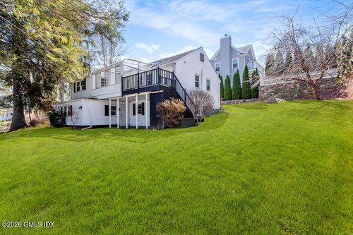 198 Valley Rd, Cos Cob, CT, 06807-2211 | Card Image
