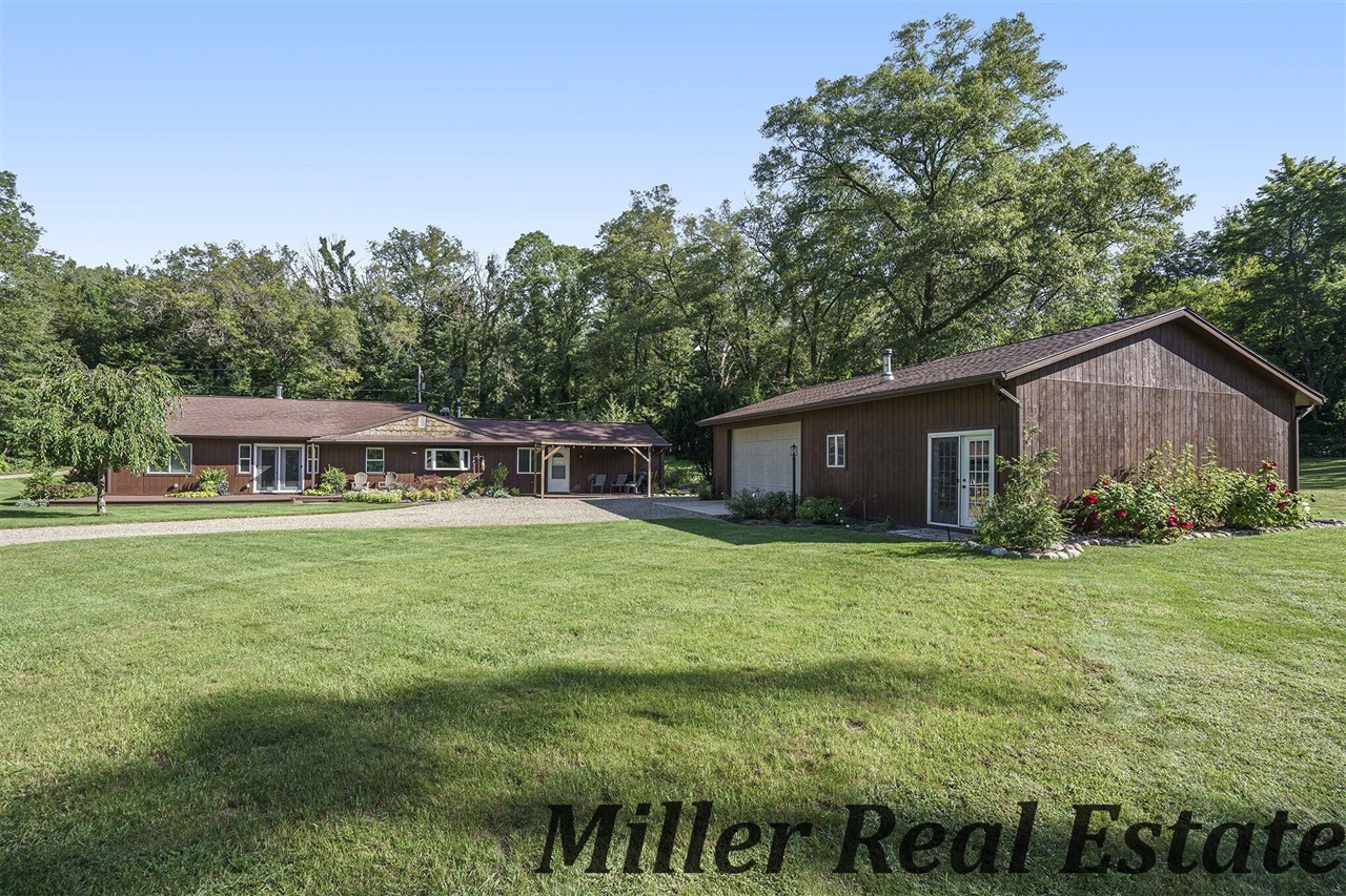 Bendere Rd, Hickory Corners, MI 49060