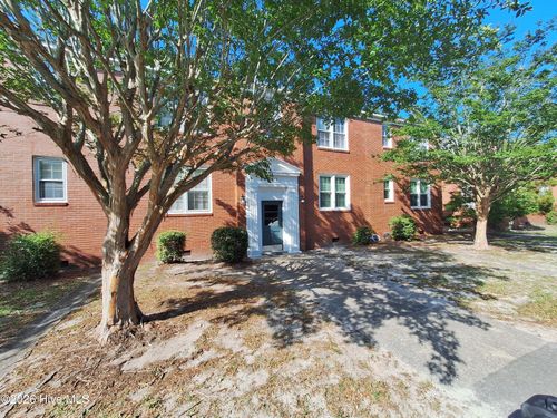 g6-2940 Oleander Dr, Wilmington, NC, 28403-4078 | Card Image