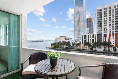 605 - 500 Ne 29th St, Condo with 1 bedrooms, 1 bathrooms and null parking in Miami FL | Image 1