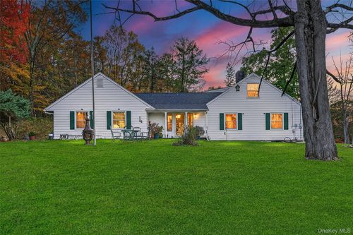 108 Circle Dr, Monroe, NY, 10950-3643 | Card Image