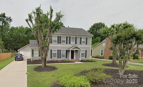 8715 Parkchester Dr, Charlotte, NC, 28277-5642 | Card Image