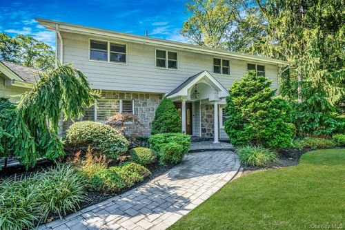 6 Buckingham Dr, Dix Hills, NY, 11746-5410 | Card Image