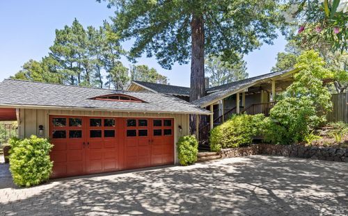 27 Ranch Rd, San Rafael, CA, 94903-3892 | Card Image